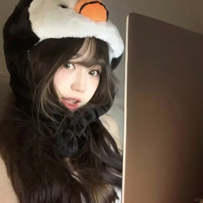 攀岩女孩儿